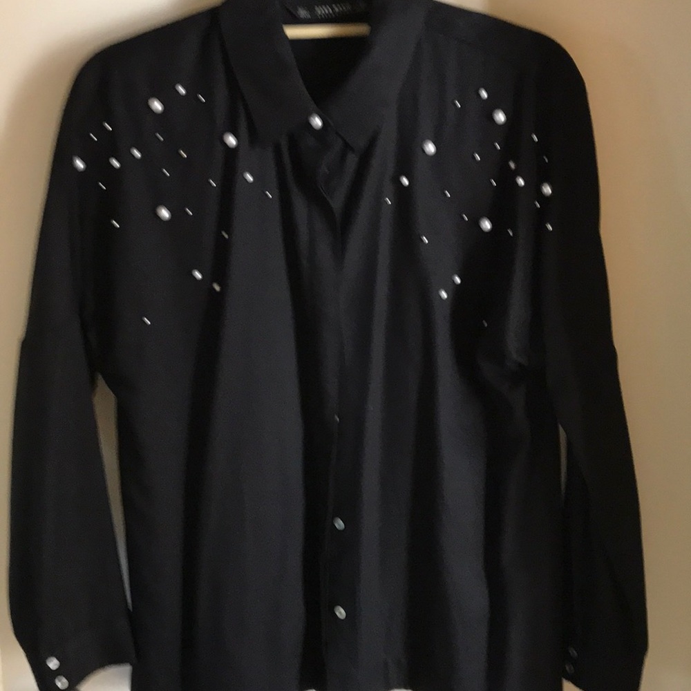 Zara Basic